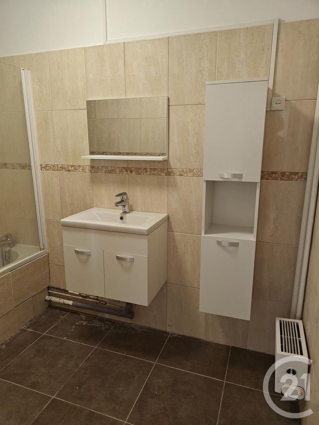 Appartement F4 à louer - 4 pièces - 80.0 m2 - CHILLY MAZARIN - 91 - ILE-DE-FRANCE - Century 21 Agence Du Centre