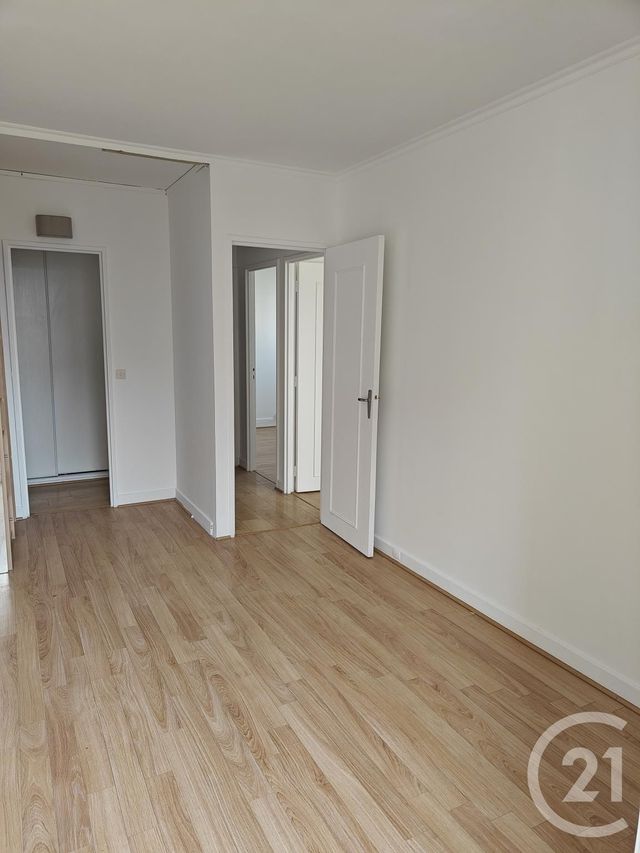 Appartement F4 à louer - 4 pièces - 80.0 m2 - CHILLY MAZARIN - 91 - ILE-DE-FRANCE - Century 21 Agence Du Centre